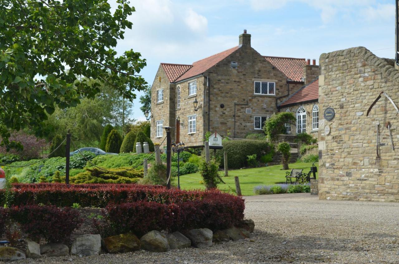 Clow Beck House 3*